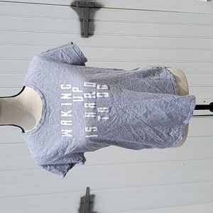 Old Navy t-shirt